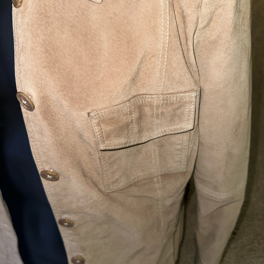 Women’s used size XL  Mossimo  beige leather jacket button front - Picture 5 of 5
